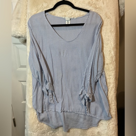 H&M 1/4 sleeve blouse - Picture 1 of 3